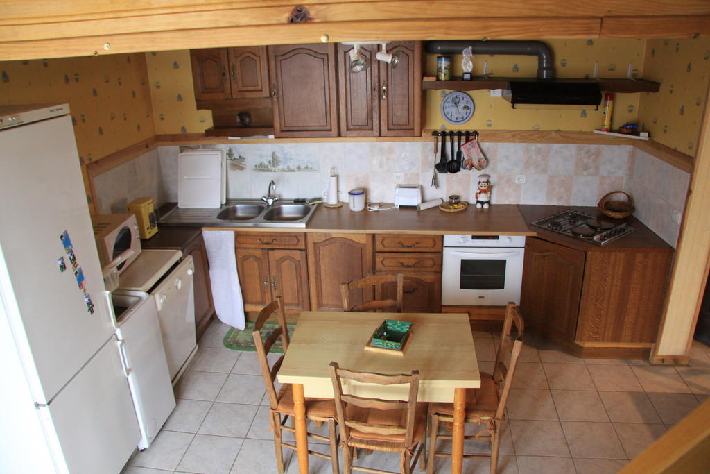 Gite Chez Coste Gilles Saint-Privat-du-Dragon Szoba fotó